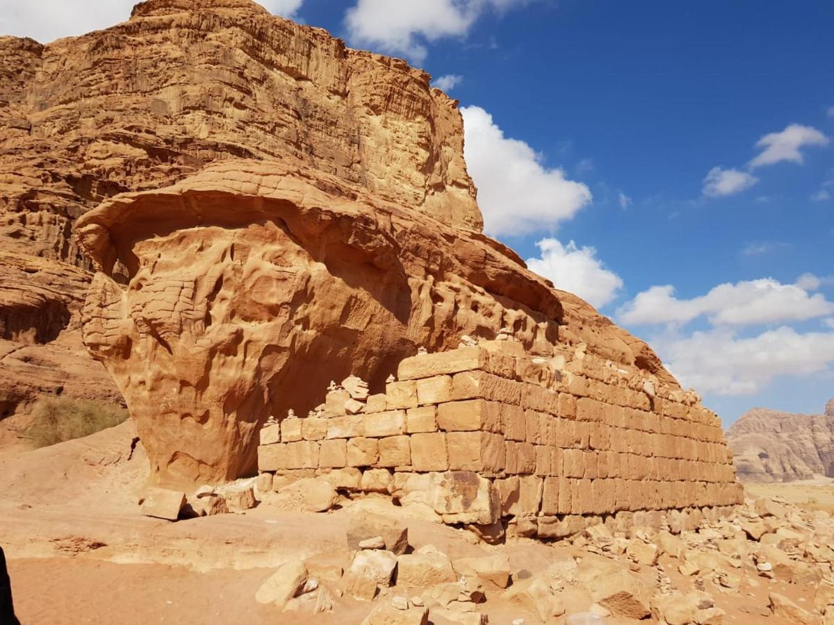 Wadi Rum Secrets Camp Экстерьер фото
